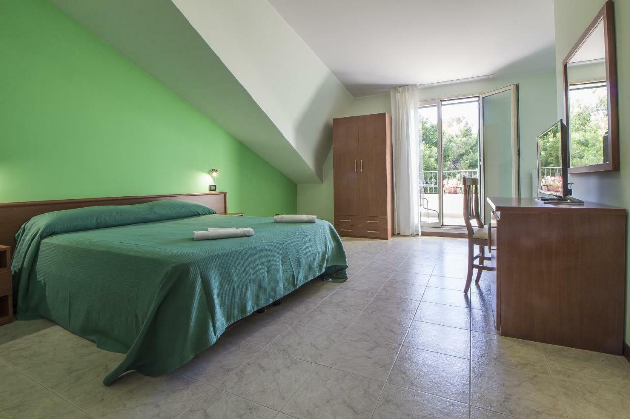 Poggio Active Hotel San Giovanni Rotondo Buitenkant foto